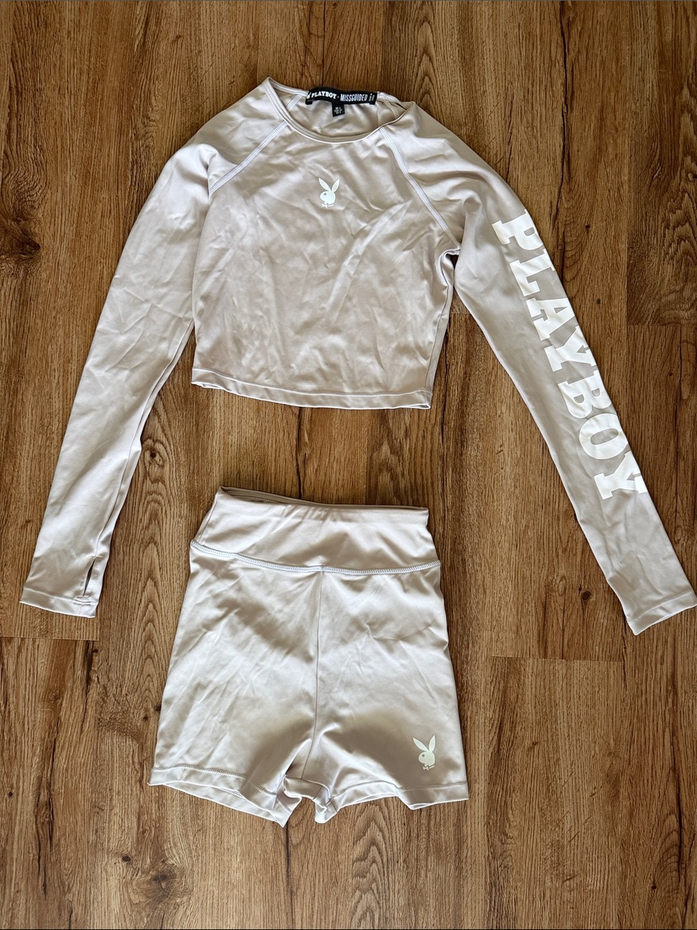 PLAYBOY x MISSGUIDED Cream Women's Bike Shorts and Long-Sleeve Crop Set